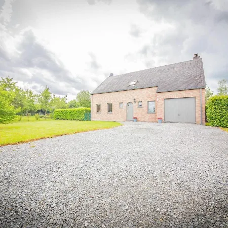 Le Clos Des Libellules In Manhay With Barbecue Vakantiehuis